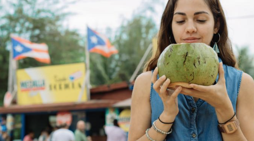 Pinones Beach Sandy Coastline La Pocita Food Kiosks Coconut Water