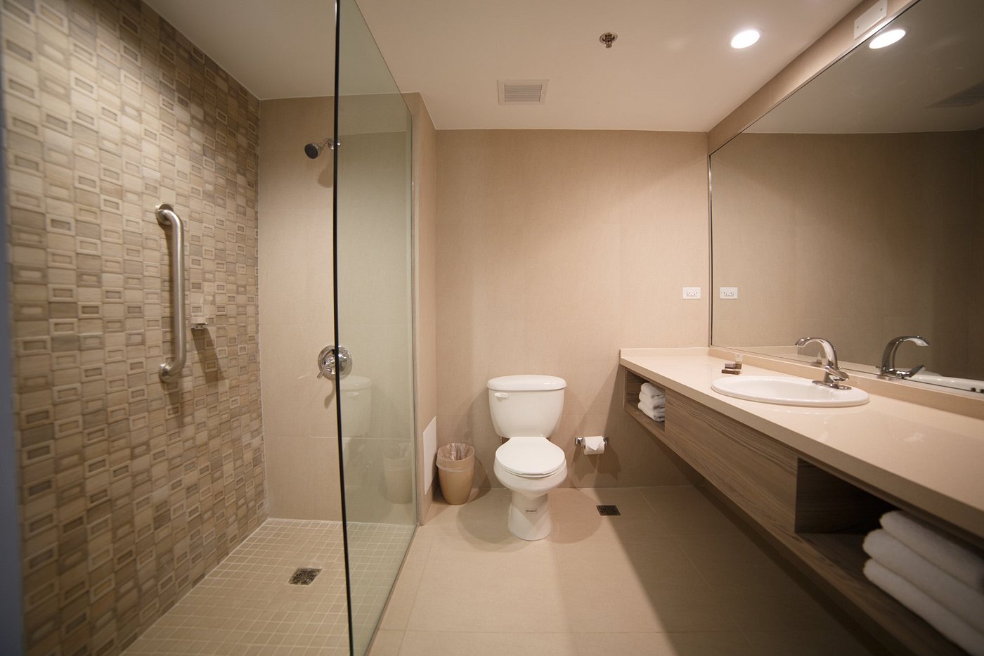 Boqueron Beach Cabo Rojo Mayaguez Resort Casino Bathroom